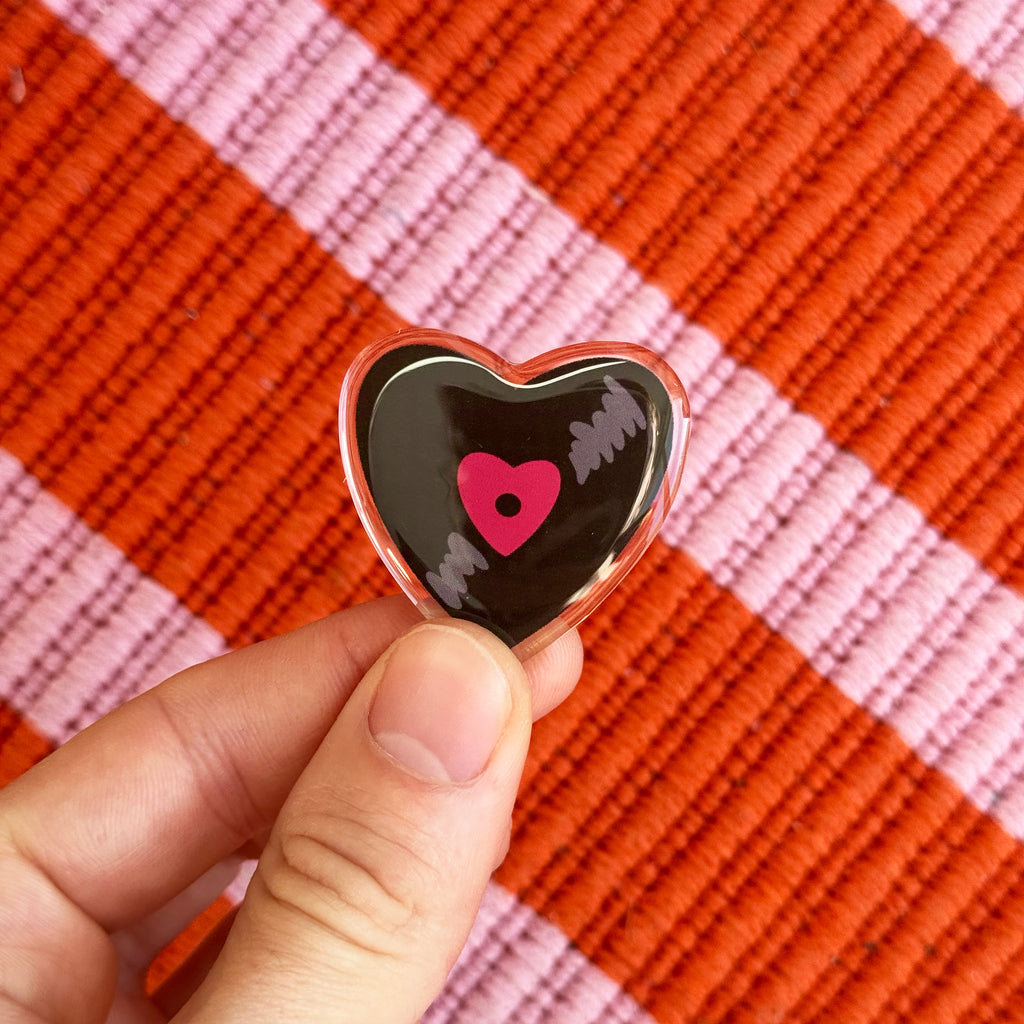 Pin's Vinyle Lover