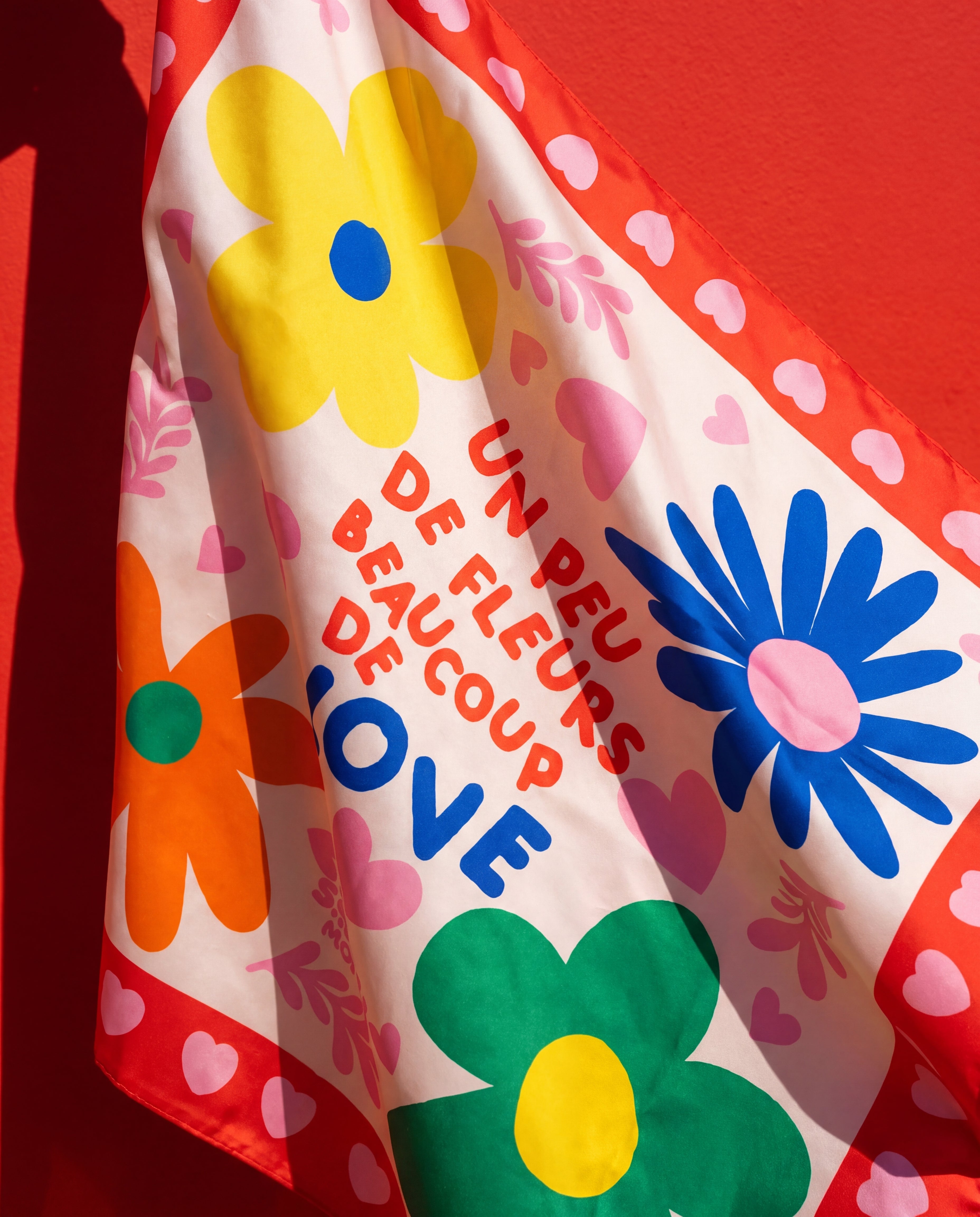 FOULARD - FLEURS ET LOVE